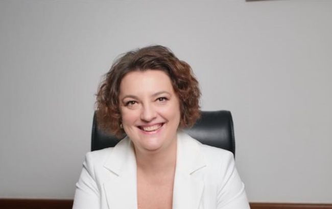 У Раді з'явиться нова нардепка від "Слуги народу": що про неї відомо У Верховній Раді з'явиться нова депутатка від партії "Слуга народу": які факти про неї відомі. 1