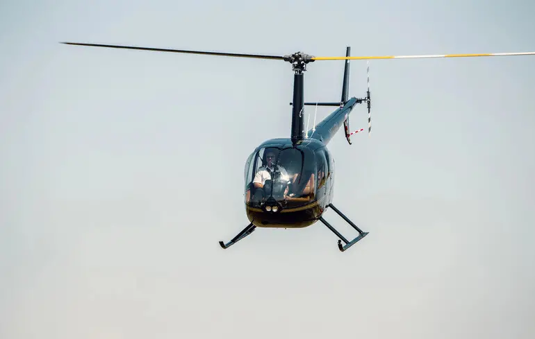 У Російській Федерації стався інцидент з вертольотом, внаслідок якого загинули пілот та пасажири. 1