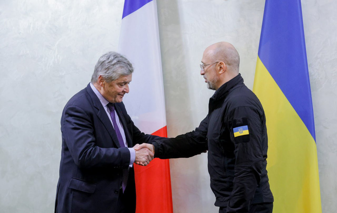 Франція надасть Україні 150 генераторів та €71 млн для підтримки енергетичного сектору. 1