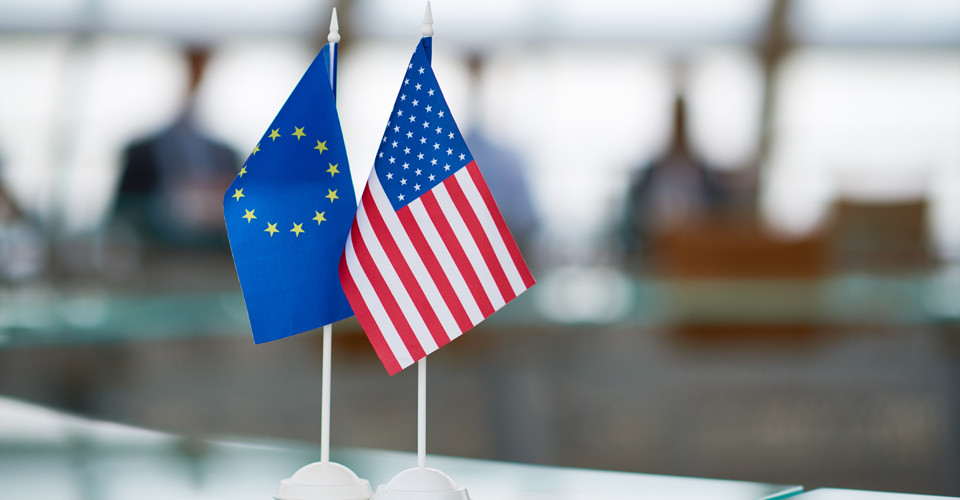 Уряд Великої Британії вважає, що співпраця з Європейським Союзом є важливим чинником для економічного зростання, повідомляє Politico. 1