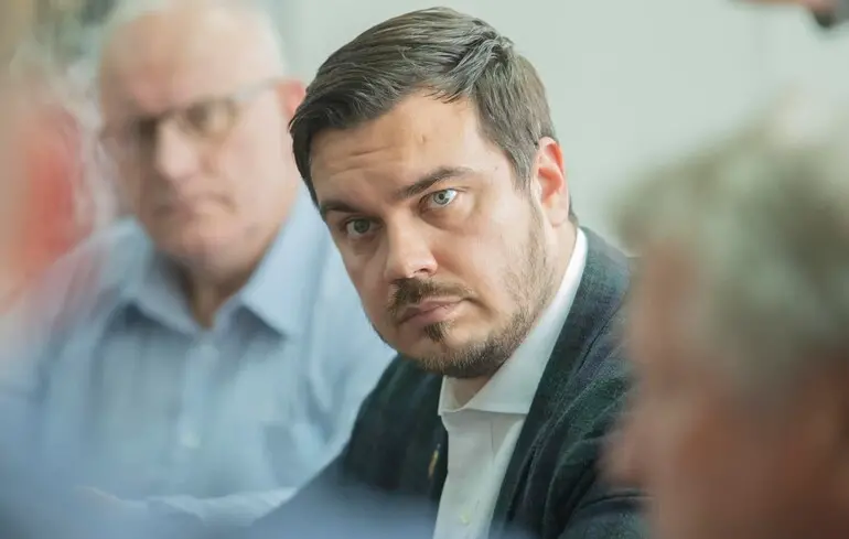 В Україні розпочнеться велика приватизація: які об'єкти будуть виставлені на продаж цієї весни. 1