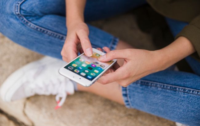 В'язниця або 50 000 гривень компенсації: за які коментарі у соцмережах світить покарання 1