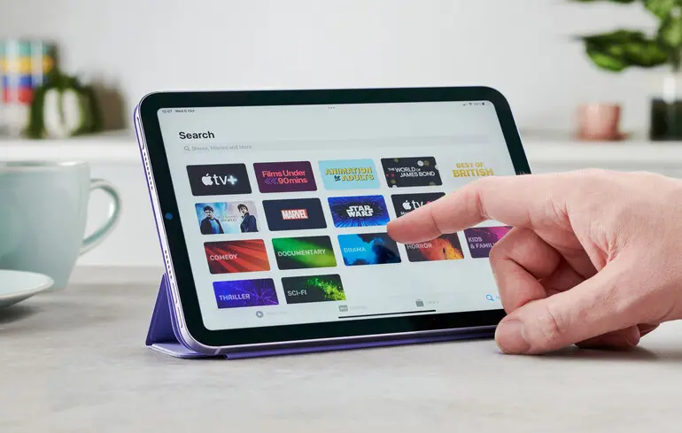 Apple iPhone Fold матиме схожість з iPad mini - складний телефон отримає планшетний інтерфейс після розгортання. 1