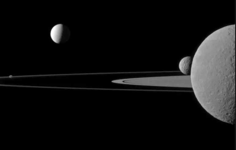 Астрономи виявили нові супутники Юпітера та Сатурна, що призводить до швидкого зростання кількості космічних об'єктів. 1