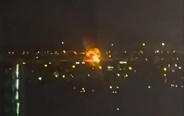 Атака на аеропорт Дубай - безпілотник влучив у паливний резервуар, що призвело до зупинки авіарейсів. 1