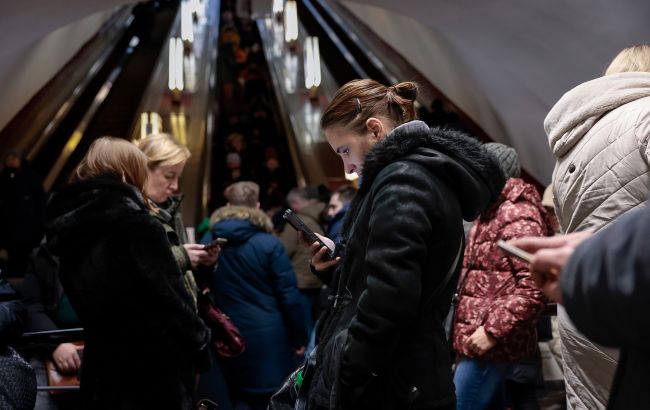 Більшість українців не вірять в успіх переговорів та проти виведення ЗСУ з Донбасу, - КМІС 1