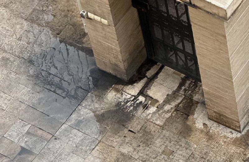 Чорний дощ у Тегерані: атака Ізраїлю на нафтосховища - світові новини. Чорний дощ у Тегерані: атака Ізраїлю на нафтосховища - світові новини. 4