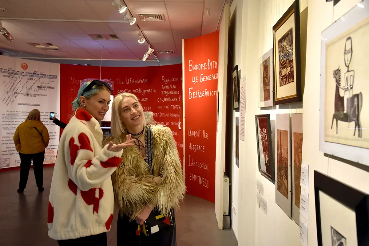 Друкований каталог робіт художника Івана Марчука презентували у Києві 11