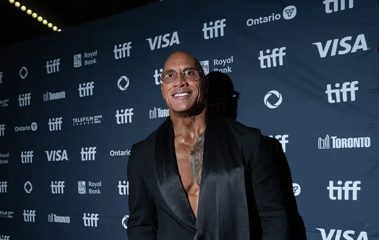 Двейн Джонсон підтримав Збройні сили України - американський актор записав відео українському командиру з позивним Скеля - новини культури 1