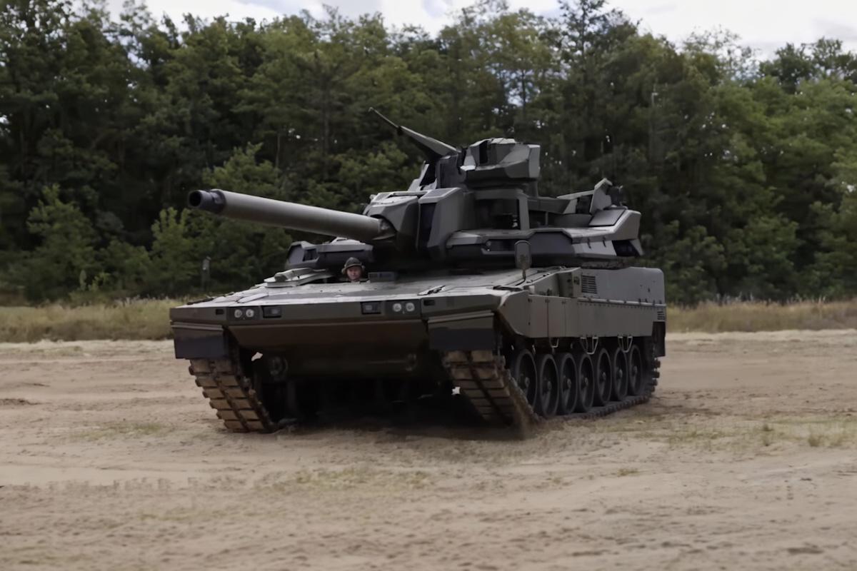 Франція розробила нову гармату-трансформер, проте виникла несподівана проблема. 1 Франція створила гармату-трансформер нового покоління, але виникла неочікувана проблема