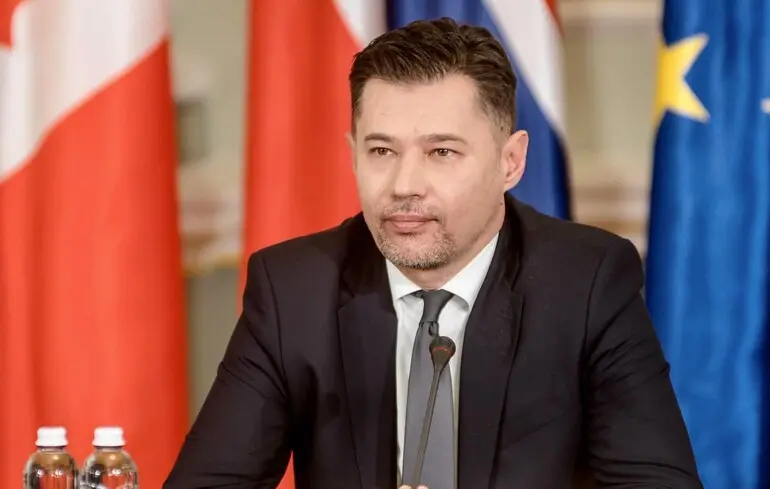 Іран закликав Україну висловити співчуття у зв'язку зі смертю Алі Хаменеї. Яка була реакція Києва на цей заклик? 1