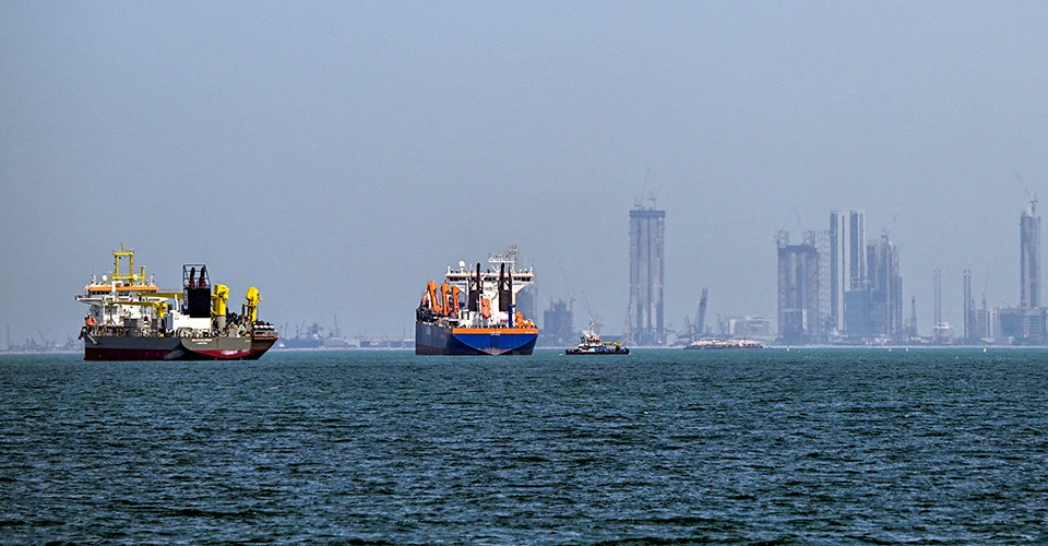 Кілька десятків кілометрів води, які стали причиною глобальної кризи: що таке Ормузька протока. 2