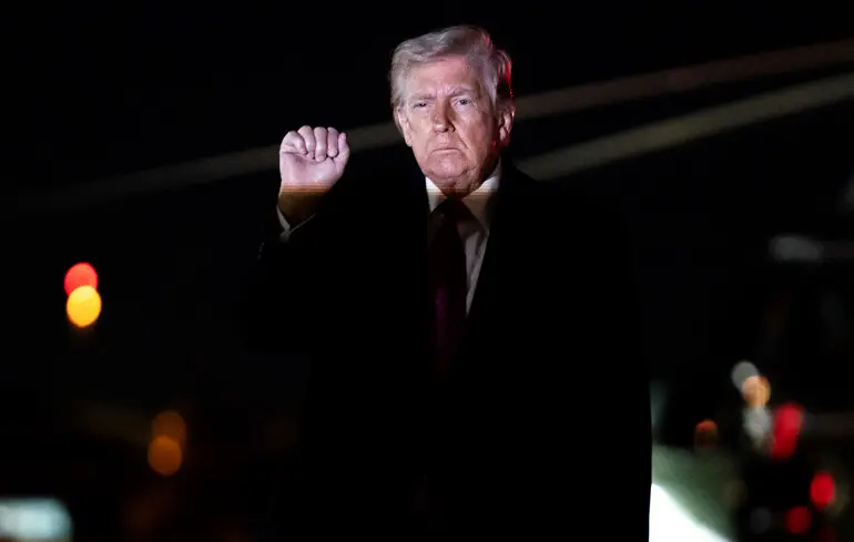 Конфлікт між США та Іраном - Трамп прагне завершити військові дії без блокування Ормузької протоки. 1