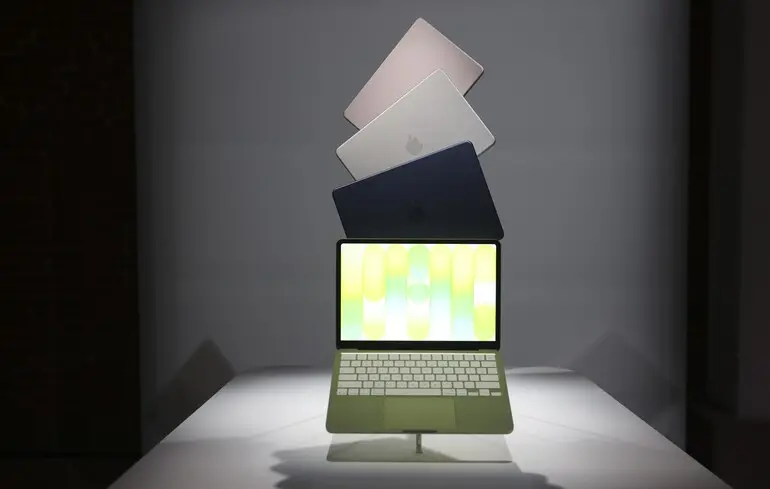 MacBook Neo вразив технологічну індустрію – в компанії ASUS охарактеризували новинку від Apple як звичайний пристрій для споживання контенту. 1