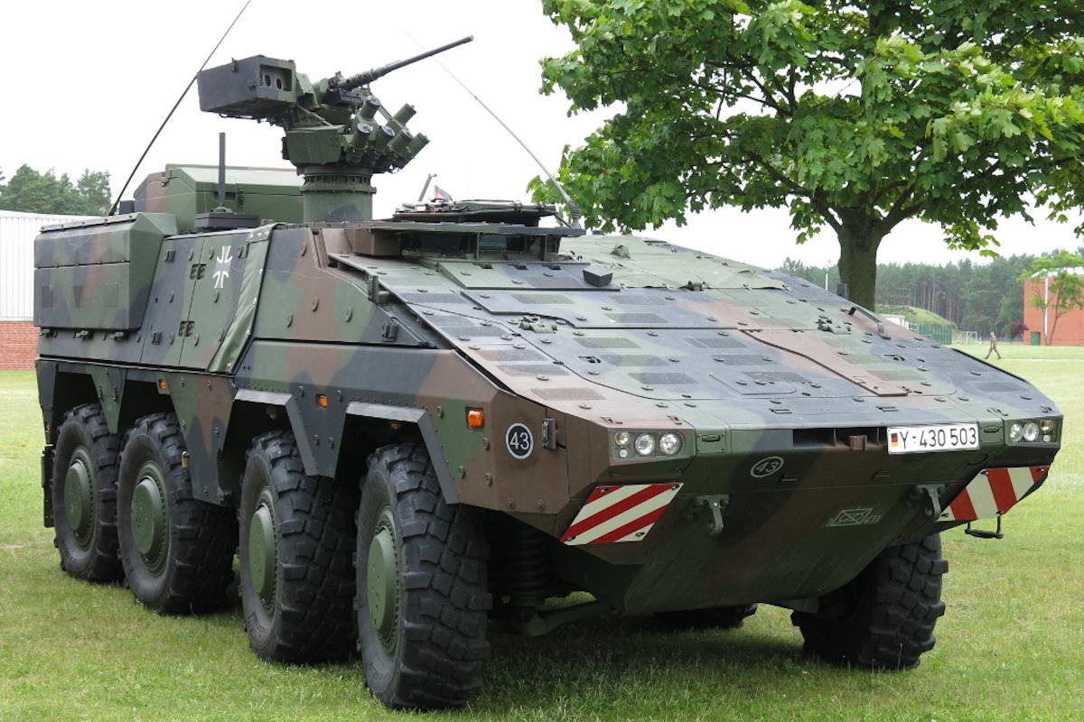 Німеччина хоче купити 200 бронемашин, які не виживуть на сучасному полі бою, - аналітики