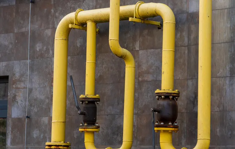 Орбан призупинив постачання газу Україні з липня 2026 року. 1