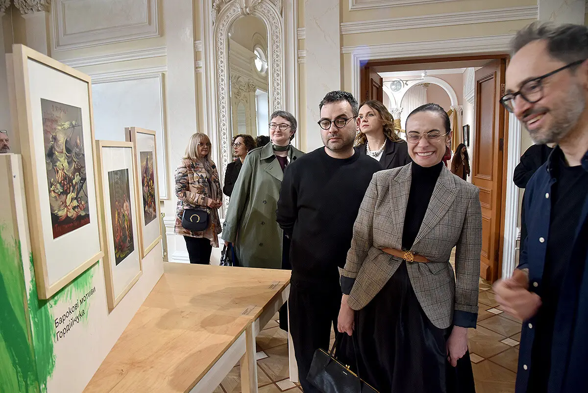 Павло Гудімов та Діана Клочко представили візуальне дослідження Енеїди у стінах театру Франка 5