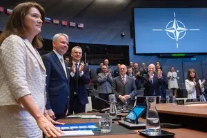 Перерозподіл функцій у НАТО - як Європа бере на себе відповідальність за традиційну оборону. 3