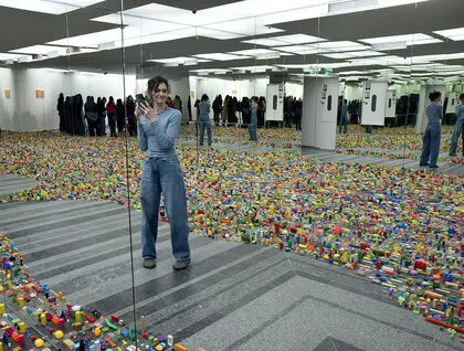 PinchukArtCentre - ветерани та митці досліджують тему радості під час війни - фото 8