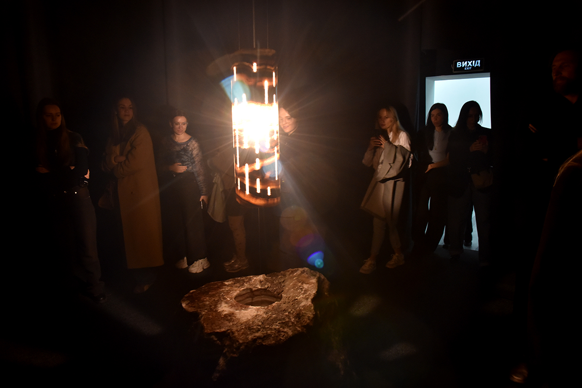 PinchukArtCentre - ветерани та митці досліджують тему радості під час війни - фото 31