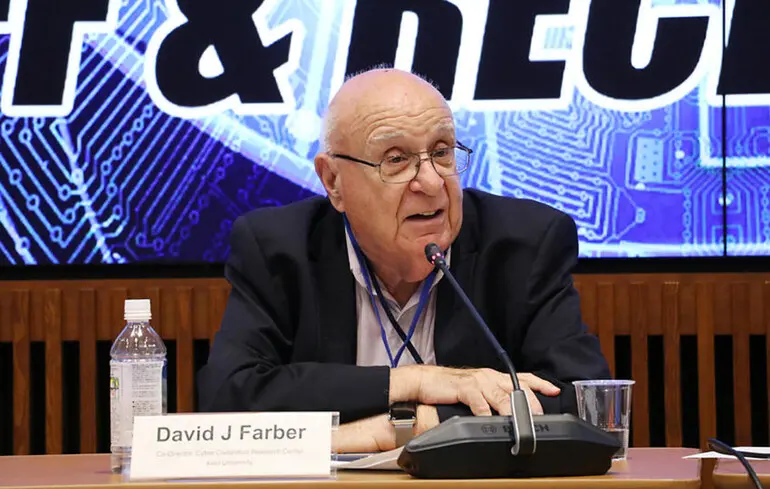 Помер Девід Дж. Фарбер – відомий як дідусь Інтернету та наставник багатьох поколінь мережевих інженерів. 1