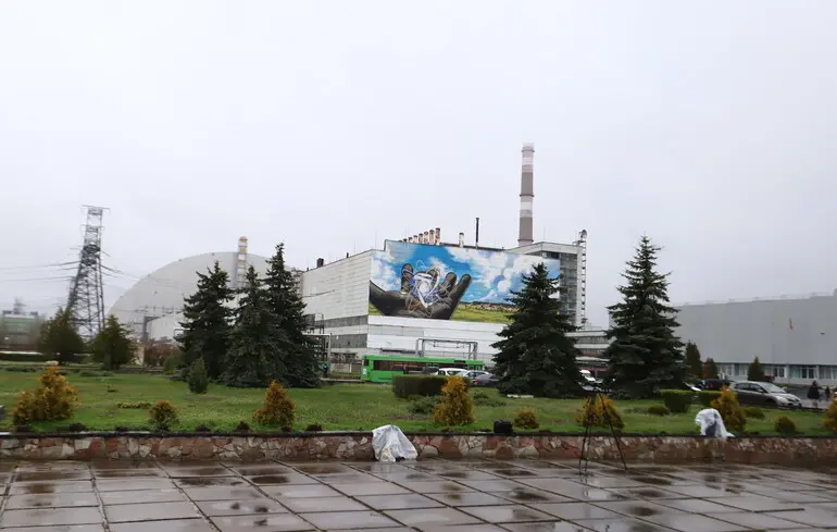 Пошкодження захисної системи на Чорнобильській АЕС призвело до суттєвого збільшення витрат на ремонт. 1