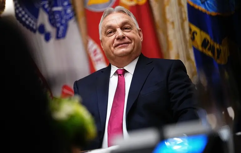 Прем'єр-міністр Угорщини Віктор Орбан висловив думку, що підтримка України є перешкодою на шляху до миру. 1