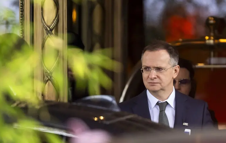 Президент України Володимир Зеленський висловив свою думку щодо участі Мєдінського в переговорах з Росією. 1