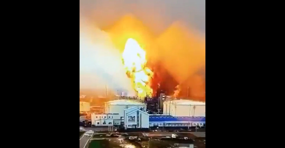 Путін просить олігархів скинутися на танки та інші акценти світових ЗМІ 27 березня Путін звернувся до олігархів з проханням зробити внесок на придбання танків та інших військових засобів, повідомляють провідні світові медіа 27 березня. 2