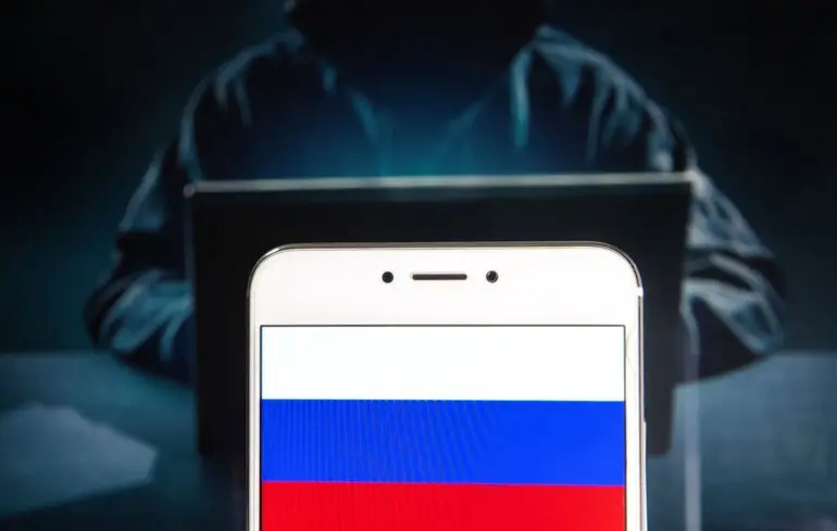 Російські кіберзлочинці здійснюють атаки на українських користувачів iPhone за допомогою нового інструменту Darksword, який викрадає особисті дані. 1