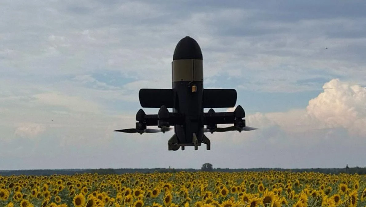 Розробники показали дрон-перехоплювач у дії та похвалилися новою версією, - Reuters