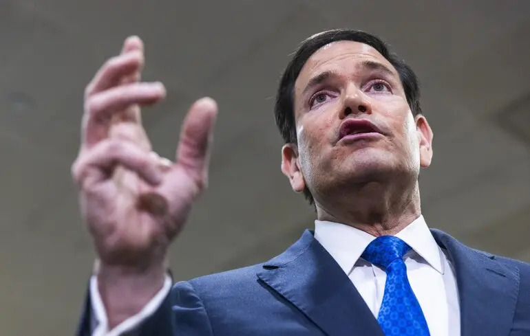 Сенатор Рубіо висловив занепокоєння щодо недостатньої підтримки НАТО у конфлікті з Іраном, погрожуючи Альянсу. 1