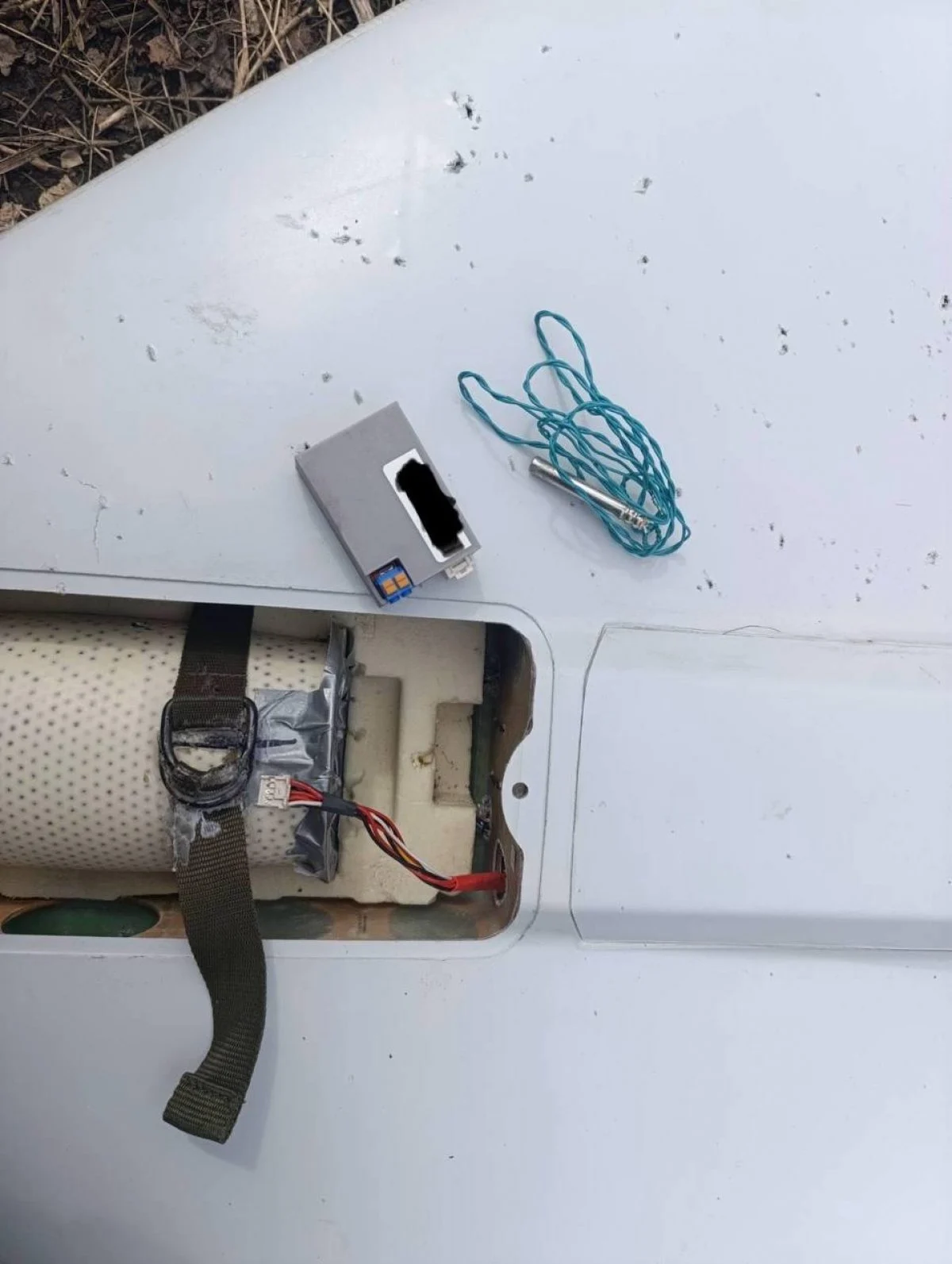 Сили оборони знищили новий рідкісний безпілотник Російської Федерації "Клин": Флеш оприлюднив подробиці (фото) 6 Сили оборони збили новий рідкісний дрон РФ "Клин": Флеш розкрив деталі (фото)