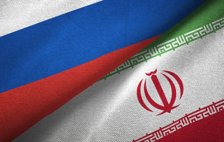 Співпраця між Росією та Іраном викликає занепокоєння в Європі. Співпраця між Росією та Іраном викликає занепокоєння в Європі. 1