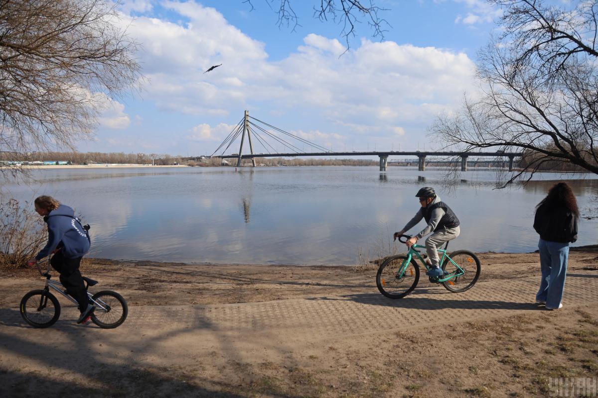 Тиждень у Києві завершиться приємним теплом,  потім  похолодання