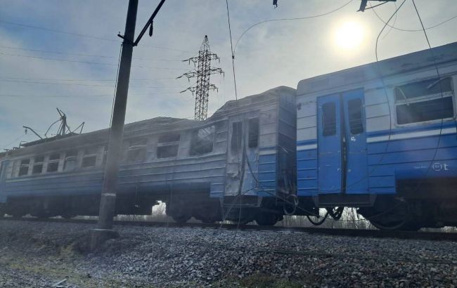 Трагедія на Дніпропетровщині: електричку атакував дрон РФ, є жертва 1