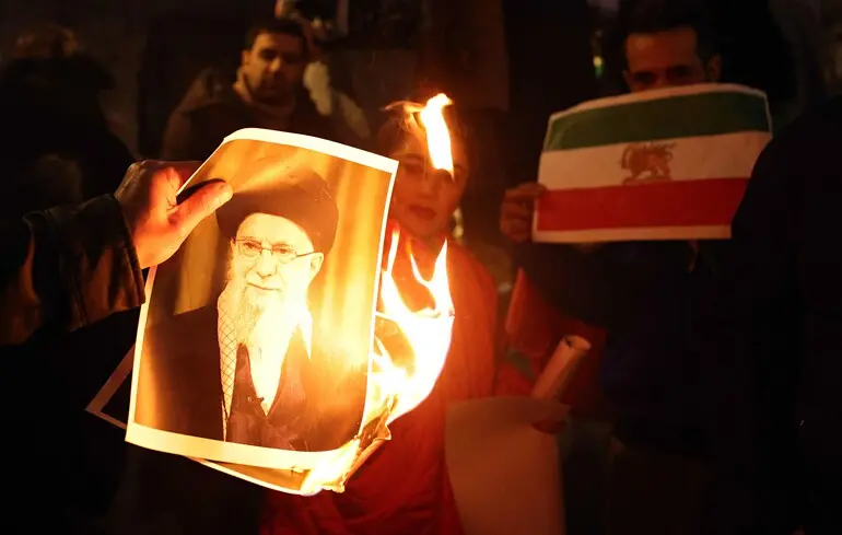 Трамп має намір скинути владу в Ірані - що з цього приводу вважає американська розвідка: конфіденційний звіт. 1