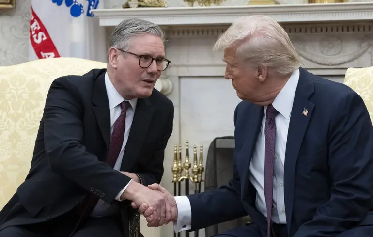 Трамп зневажив прем'єр-міністра Великої Британії. 1