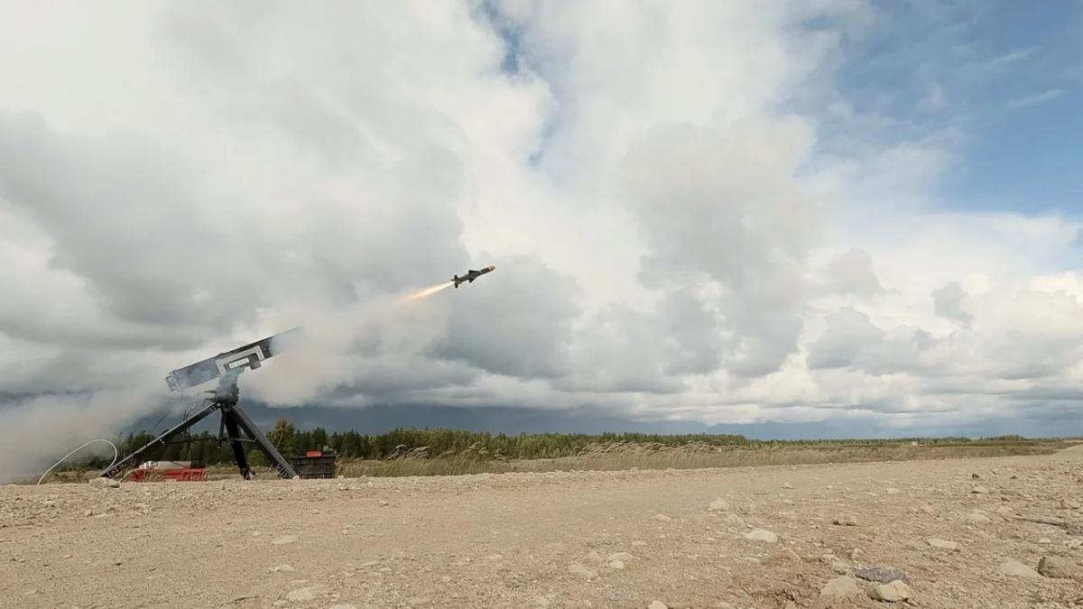 У Польщі розпочнеться серійне виробництво ракет, спрямованих проти "Шахедів": планується їхнє тестування в Україні. 1 У Польщі запустять серійне виробництво ракет проти "Шахедів": їх хочуть випробувати в Україні