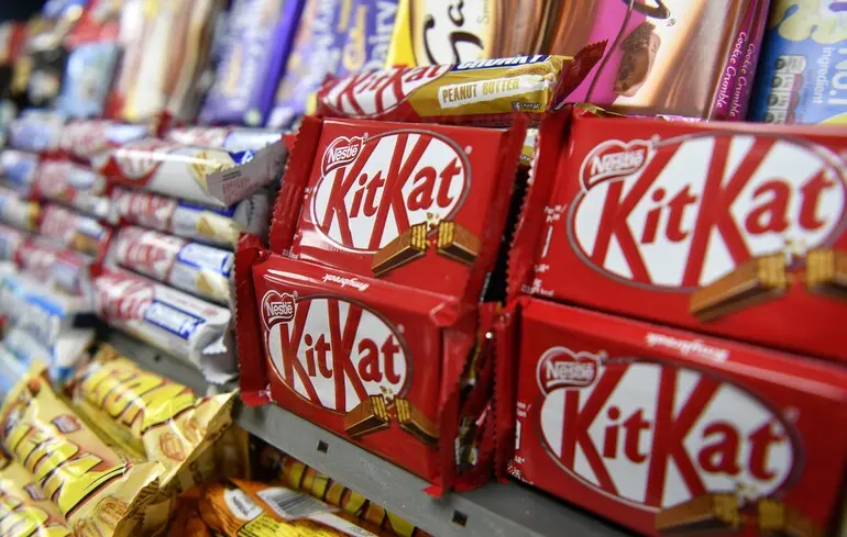 У Європі сталося викрадення шоколадних батончиків KitKat - зникло 12 тонн продукції. 1