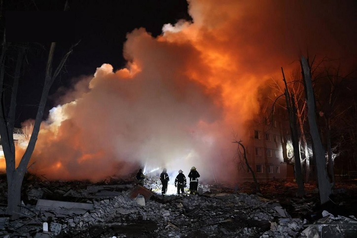 У п'ятиповерховий будинок у Харкові влучила нова ракета «Ізделіє 30». 1