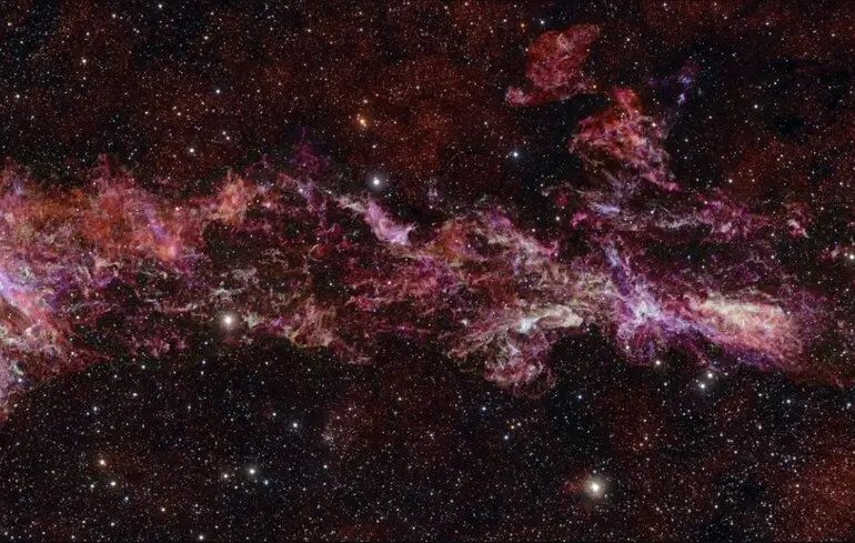 Вчені отримали надзвичайно детальне зображення центру Чумацького Шляху. 1