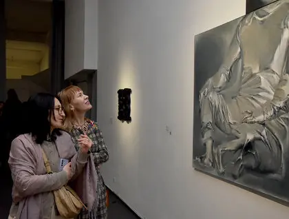 Виставка Хмарне сховище - понад 80 робіт від 64 художників представили в М17 - фото 1