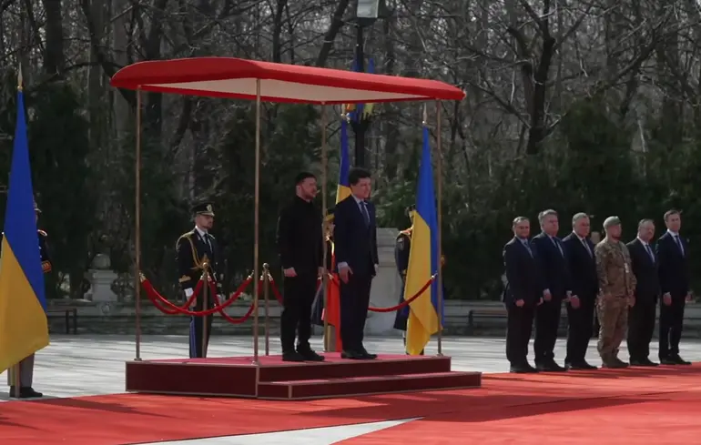 Візит президента Зеленського до Румунії та Франції: що відомо про результати переговорів. 1