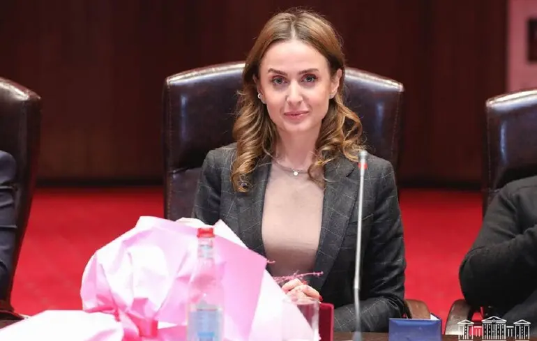 З фракції "Слуга народу" знову виходить депутат - як це позначиться на монобільшості. 1