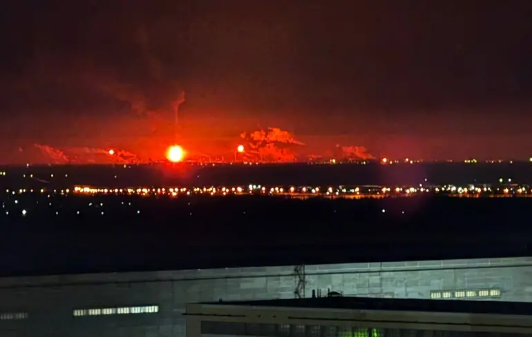 Збройні сили України наносять удари по нафтогазовій інфраструктурі Російської Федерації. 1