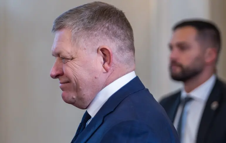 Зустріч президента Зеленського з прем'єр-міністром Словаччини Фіцо - глава уряду Словаччини наполягає на проведенні перевірки нафтопроводу Дружба. 1