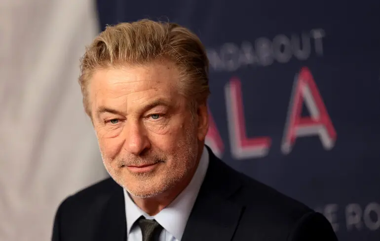 Алек Болдвін заговорив про завершення кар’єри - вплив трагедії на зніманнях Іржі - новини культури 1