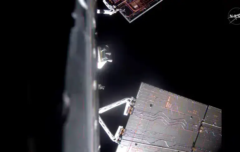 Астронавти місії Artemis II здійснили вхід у місячний простір - трансляція в режимі онлайн. 1