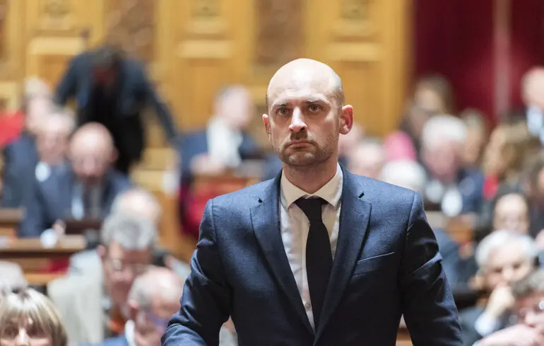 Барро висловив впевненість, що Європейський Союз надасть фінансову підтримку Україні, незважаючи на позицію Орбана. 1